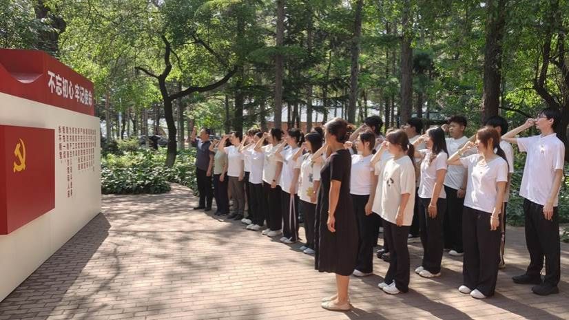 f49606c82b70c4d5a9915b6a2913b61